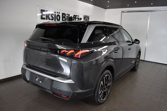 Peugeot 5008 8 of 19