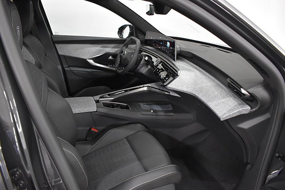 Peugeot 5008 10 of 19