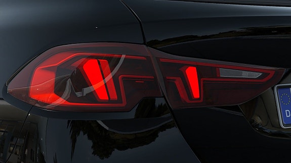 BMW 120 9 of 13