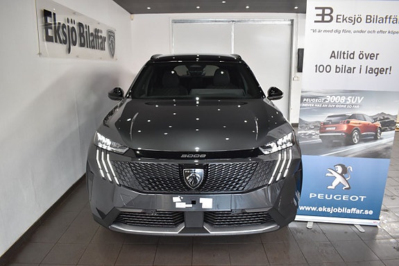 Peugeot 5008 2 of 5