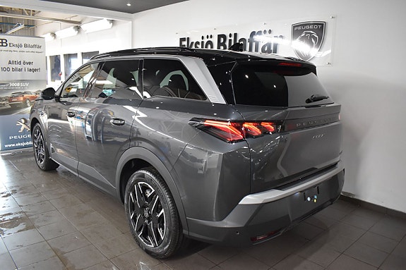 Peugeot 5008 4 of 5