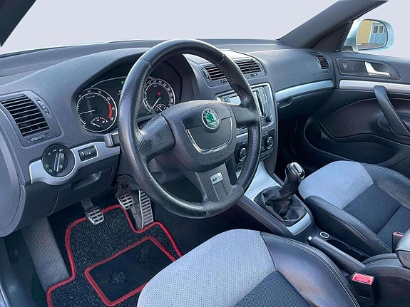 Skoda Octavia RS 8 of 17