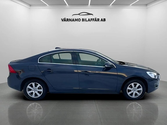 Volvo S60 5 of 5