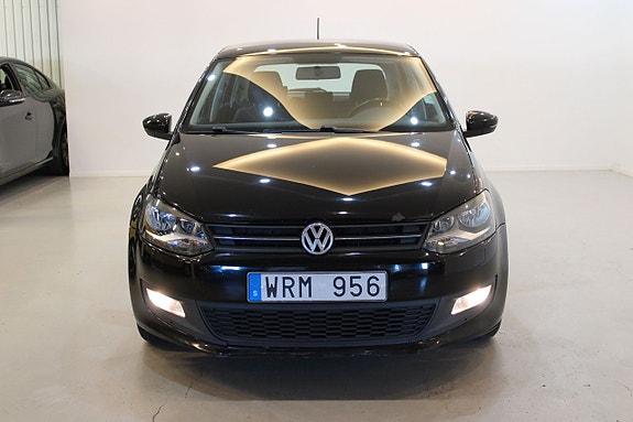Volkswagen Polo 2 of 5