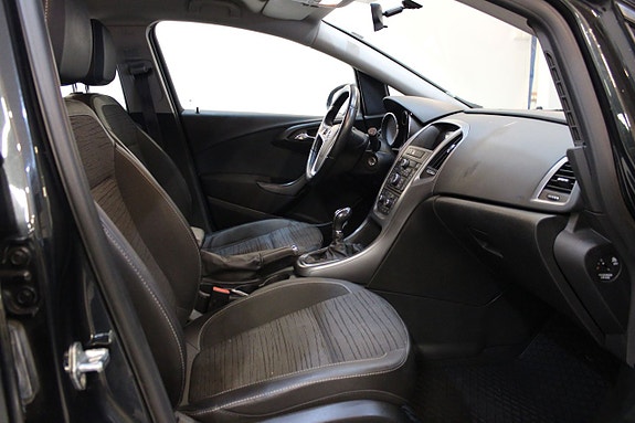 Opel Astra 8 of 11