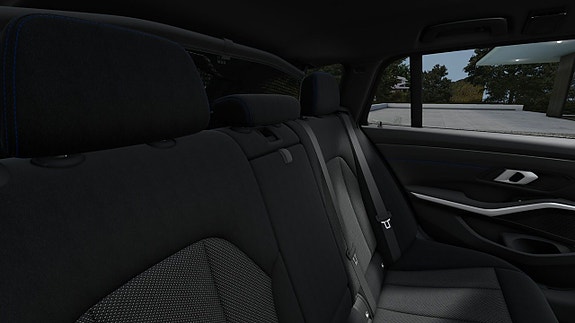 BMW 330e 11 of 13