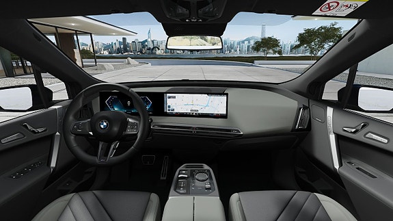 BMW iX 8 of 13