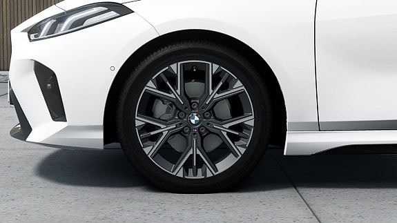 BMW 120 7 of 13
