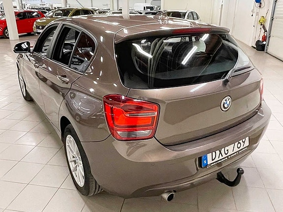 BMW 116d 3 of 7