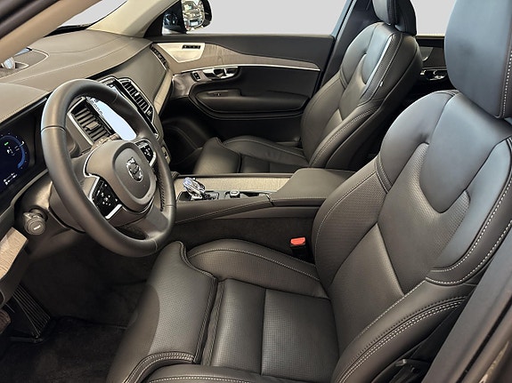 Volvo XC90 5 of 5