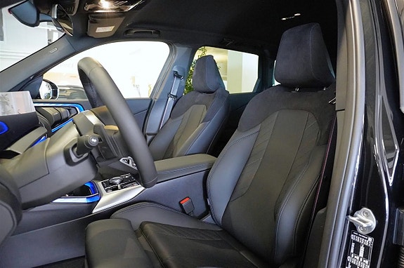 BMW X3 8 of 26