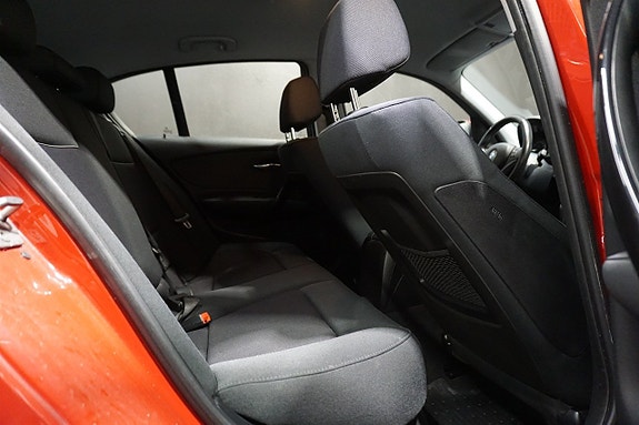 BMW 118d 10 of 21