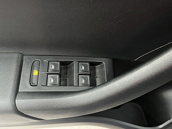 Skoda Rapid 13 of 23
