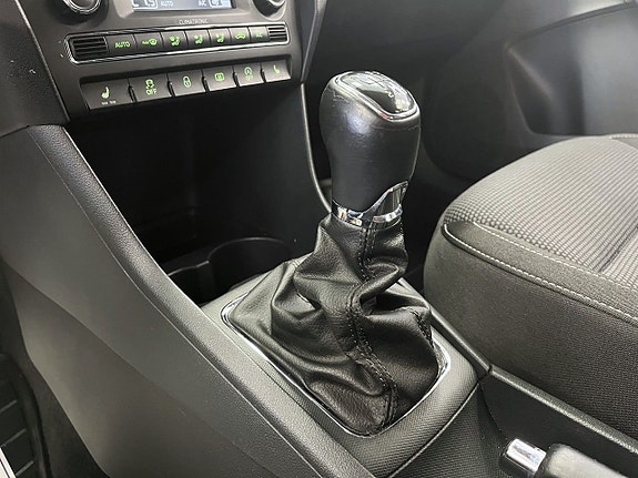 Skoda Rapid 17 of 23