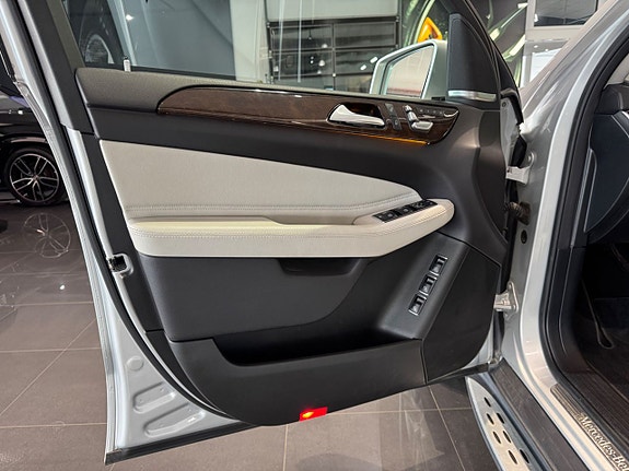 Mercedes-Benz GLS350 d 6 of 11
