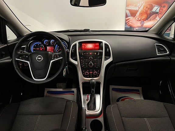 Opel Astra 12 of 22