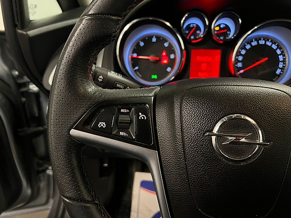 Opel Astra 19 of 22
