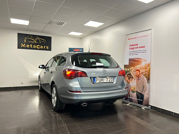 Opel Astra 4 of 5