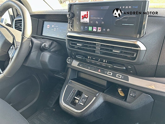 Peugeot e-Expert 9 of 15