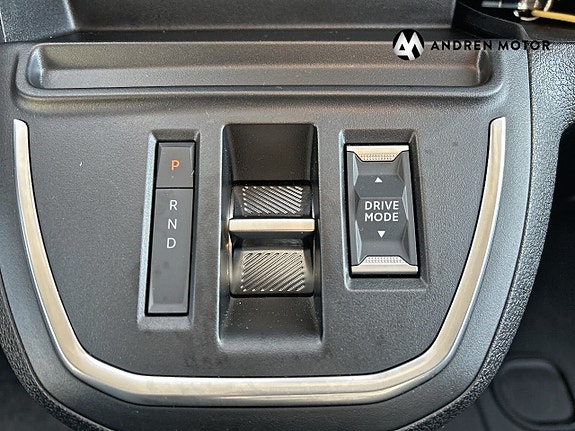Peugeot e-Expert 10 of 15