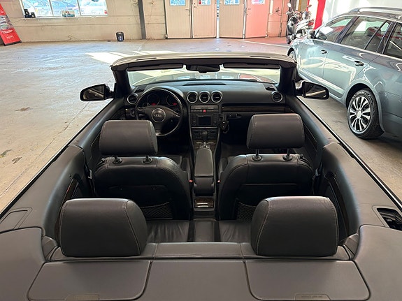 Audi A4 6 of 18