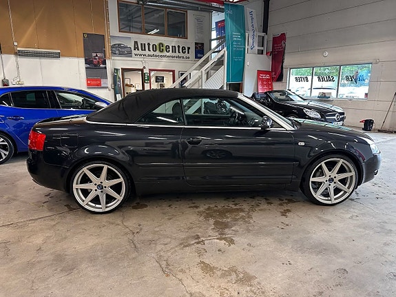 Audi A4 12 of 18
