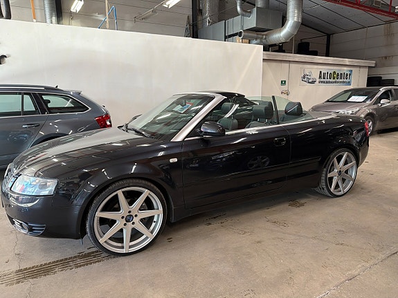 Audi A4 2 of 18