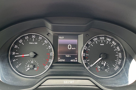 Skoda Octavia 14 of 20