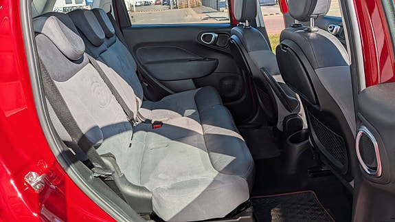 Fiat 500L 6 of 9