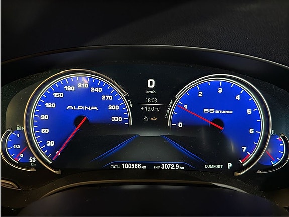BMW 540i 11 of 25