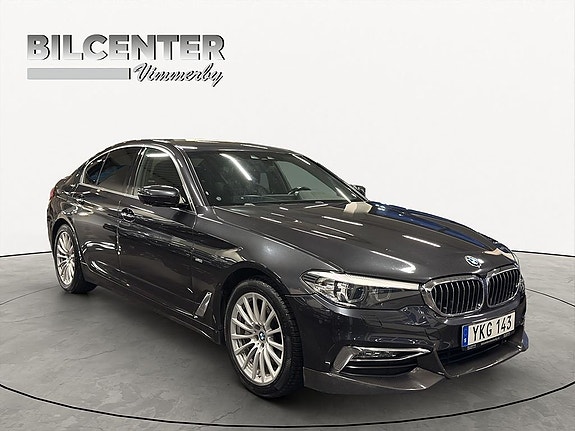 BMW 540i 7 of 25