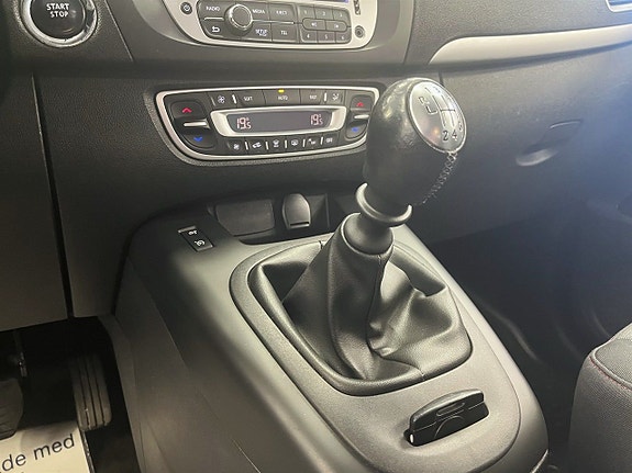 Renault Grand Scenic I 19 of 25