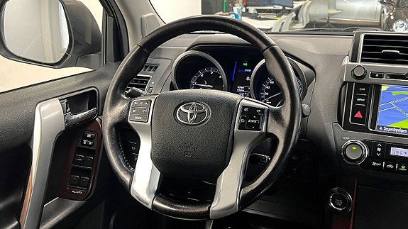 Toyota Land Cruiser 21 of 24
