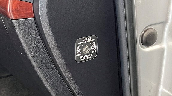 Toyota Land Cruiser 20 of 24