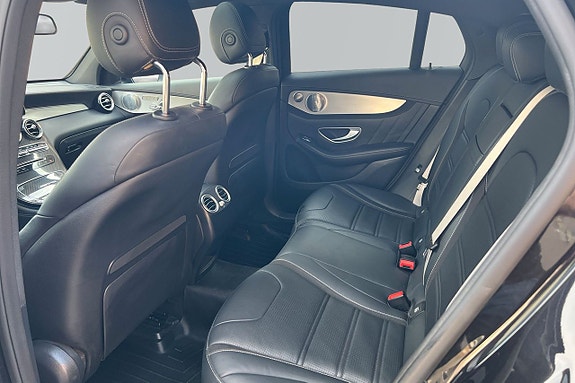 Mercedes-Benz GLC63 9 of 18