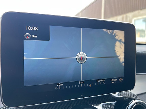 Mercedes-Benz GLC63 16 of 18