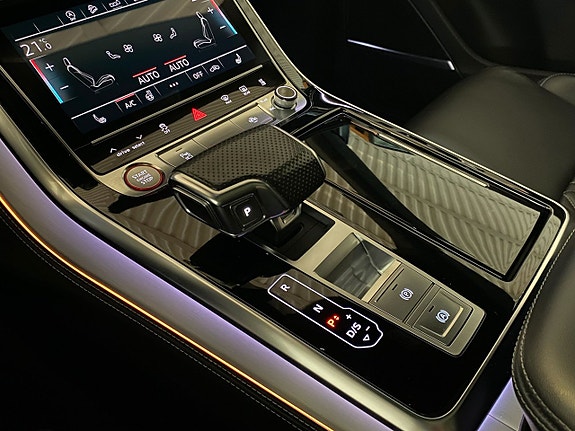 Audi SQ8 14 of 24