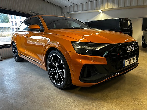 Audi SQ8 2 of 22