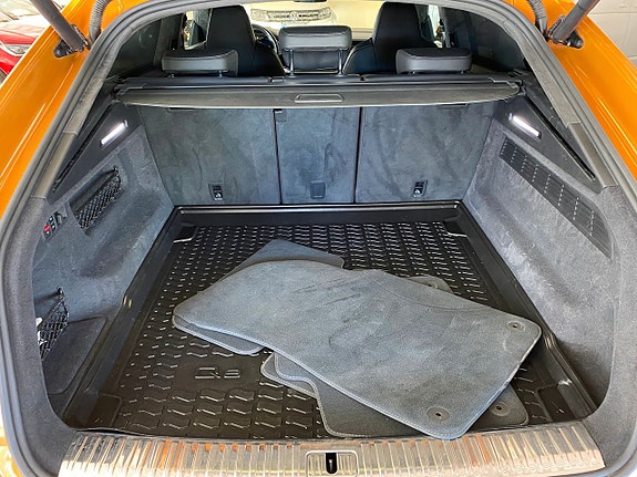 Audi SQ8 9 of 24