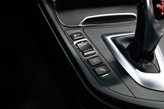 BMW 340i 21 of 26