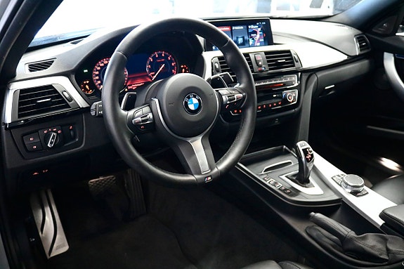 BMW 340i 12 of 26