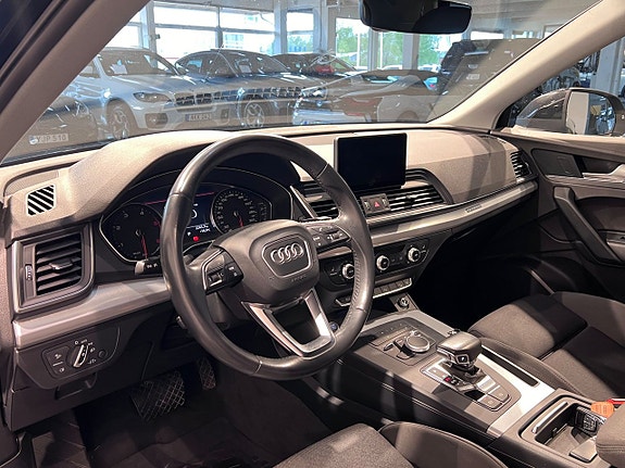 Audi Q5 6 of 11