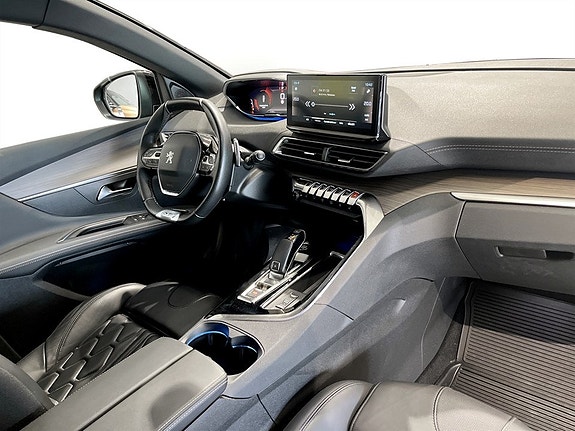 Peugeot 3008 11 of 15
