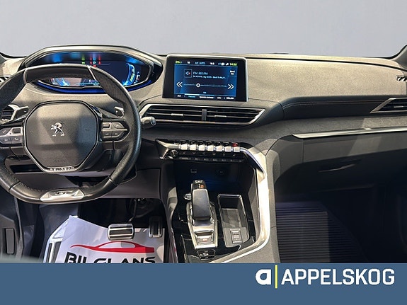 Peugeot 3008 8 of 12