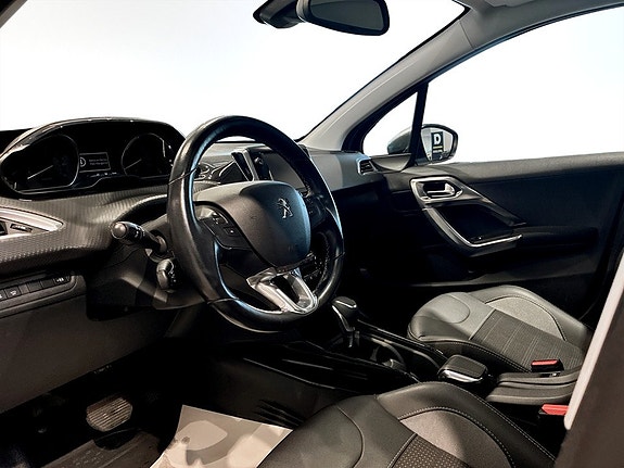 Peugeot 2008 6 of 15