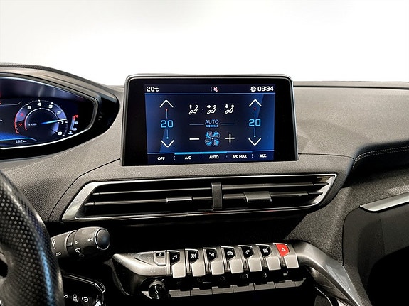 Peugeot 3008 9 of 15