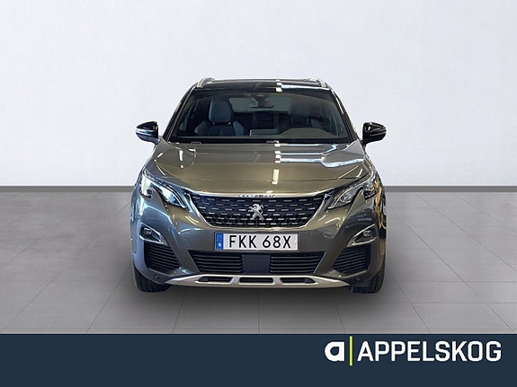 Peugeot 3008 2 of 5