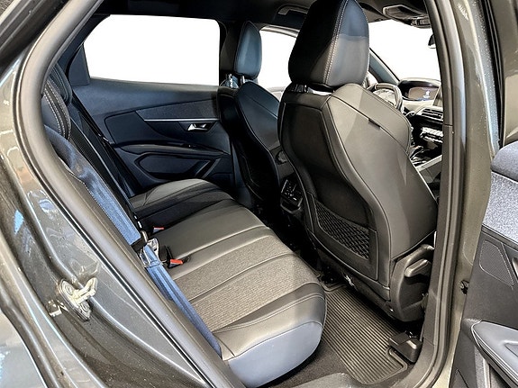 Peugeot 3008 12 of 15