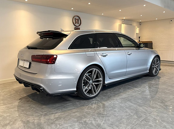 Audi RS6 2 of 23