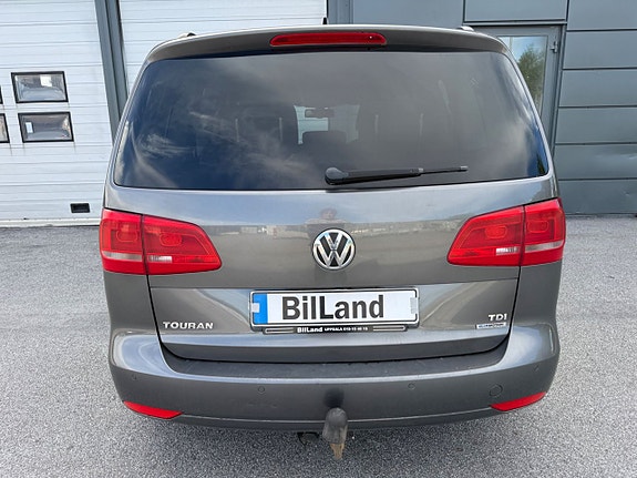 Volkswagen Touran 5 of 5